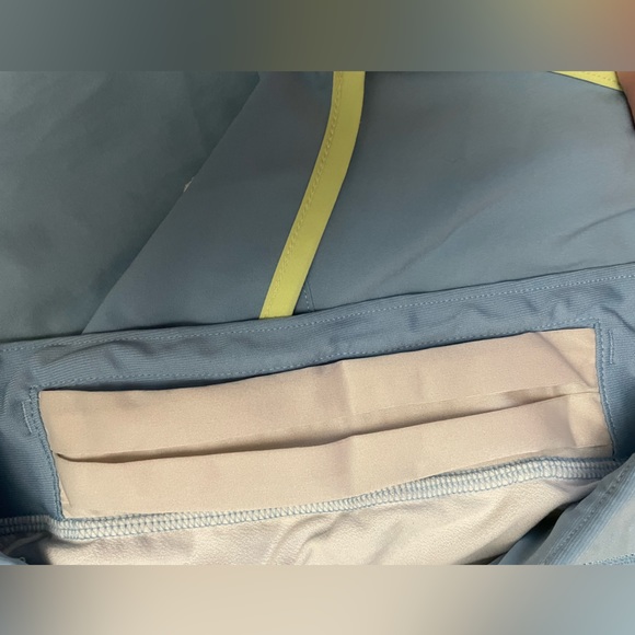 Blue under armor workout shorts - Picture 4 of 4